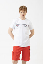 Unıted Colors Of Benetton Erkek Tshirt	BNT-M21135 Beyaz